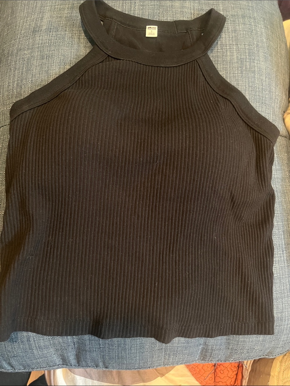 Uniqlo Black Ribbed Halter Tank